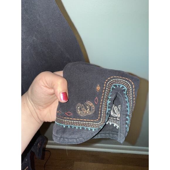 Bit & Bridle Black Embroidered Western Horse Long Sleeve TShirt Womens XL - Picture 4 of 8